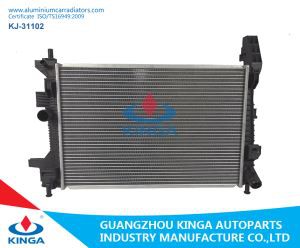 2009 Ford Focus 1.4tdci пластмасови спойки с алуминиево сребърно радиаторно резервни части