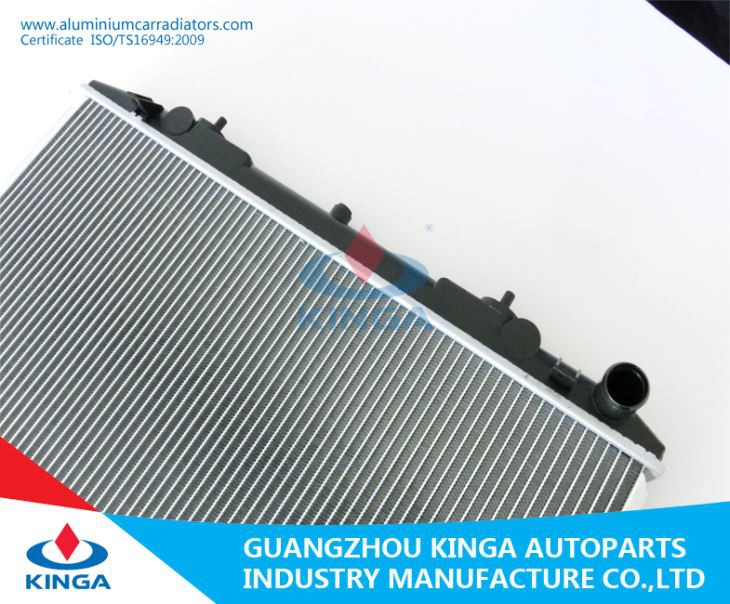 Auto Aluminum Radiator For Nissan D22A